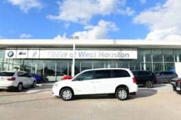 102_HouChildrensCharityBMW_DOrtizPhoto_113018