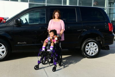 116_HouChildrensCharityBMW_DOrtizPhoto_113018