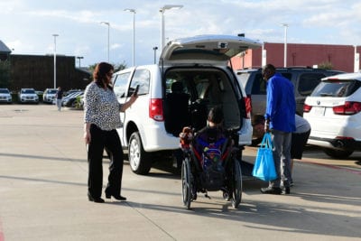 128_HouChildrensCharityBMW_DOrtizPhoto_113018